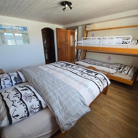 Chalet Le Slalom Arveyes Exterior photo