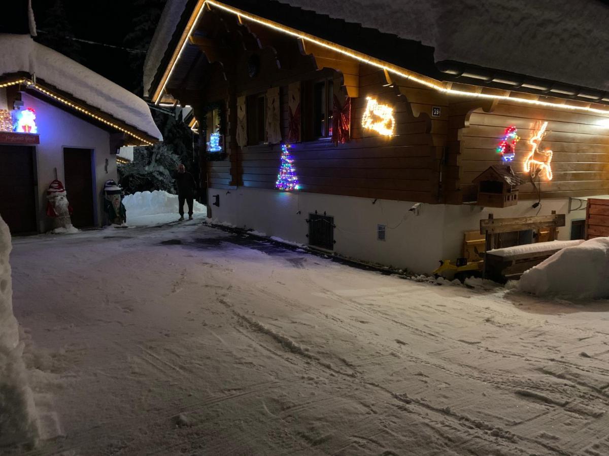 Chalet Le Slalom Arveyes Exterior photo